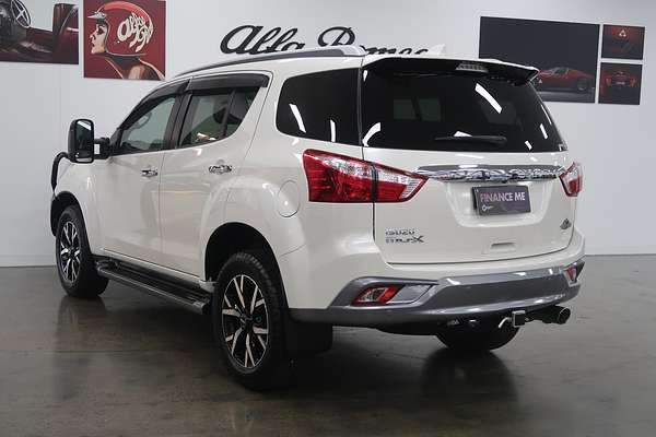 2020 Isuzu MU-X LS-T