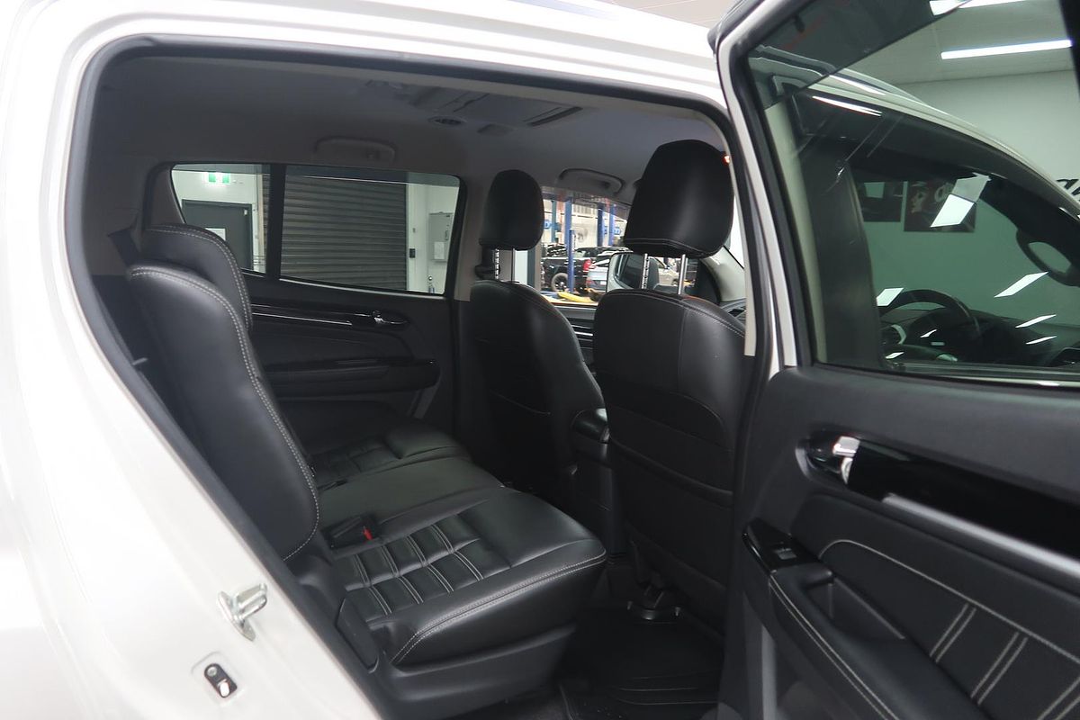 2020 Isuzu MU-X LS-T