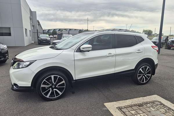 2015 Nissan QASHQAI Ti J11