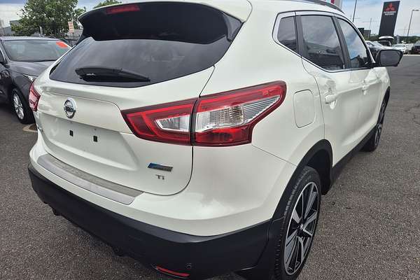 2015 Nissan QASHQAI Ti J11