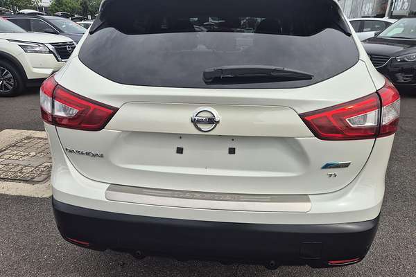 2015 Nissan QASHQAI Ti J11