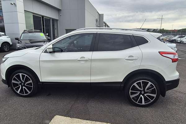 2015 Nissan QASHQAI Ti J11