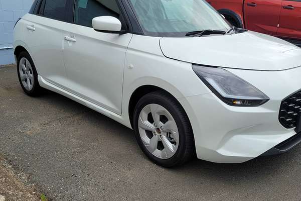 2024 Suzuki Swift Hybrid Plus UZ