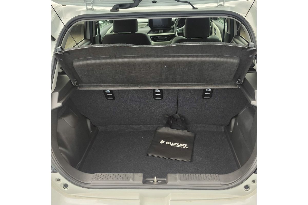 2024 Suzuki Swift Hybrid Plus UZ