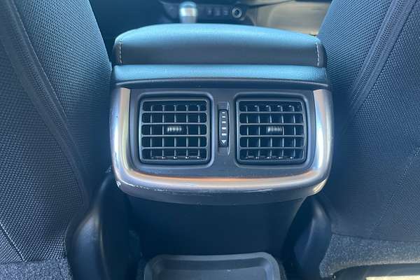 2020 Toyota Hilux SR5 GUN126R 4X4