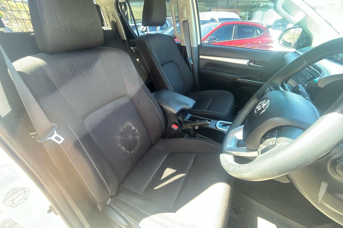 2020 Toyota Hilux SR5 GUN126R 4X4