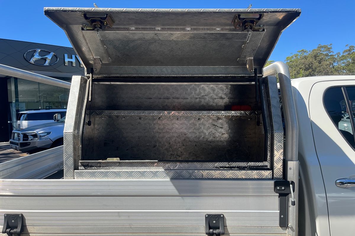 2020 Toyota Hilux SR5 GUN126R 4X4