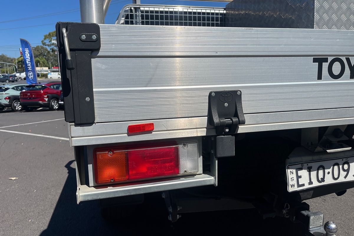 2020 Toyota Hilux SR5 GUN126R 4X4