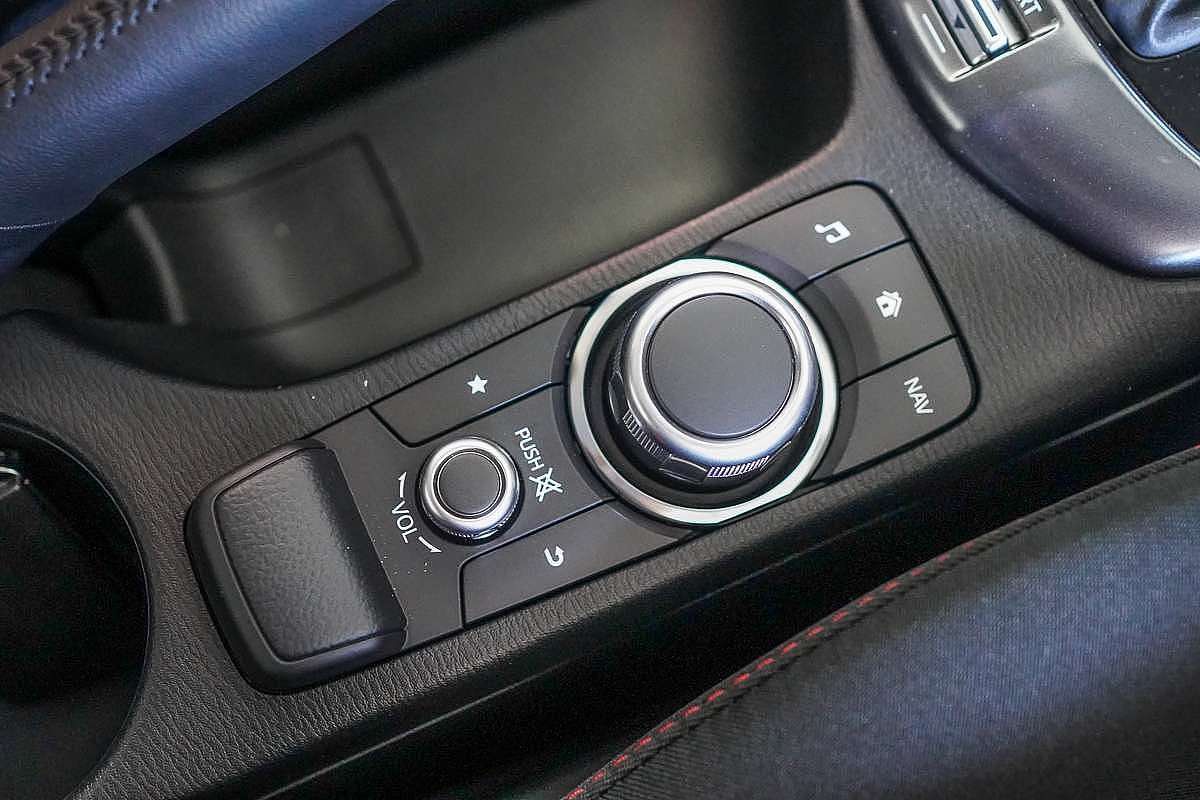 2025 Mazda 2 G15 Evolve DJ Series