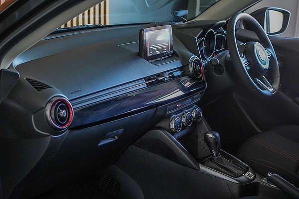 2025 Mazda 2 G15 Evolve DJ Series