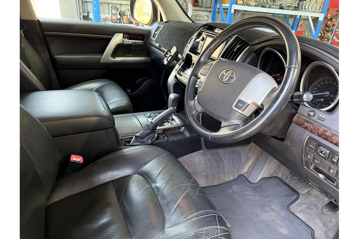 2013 Toyota Landcruiser VX VDJ200R