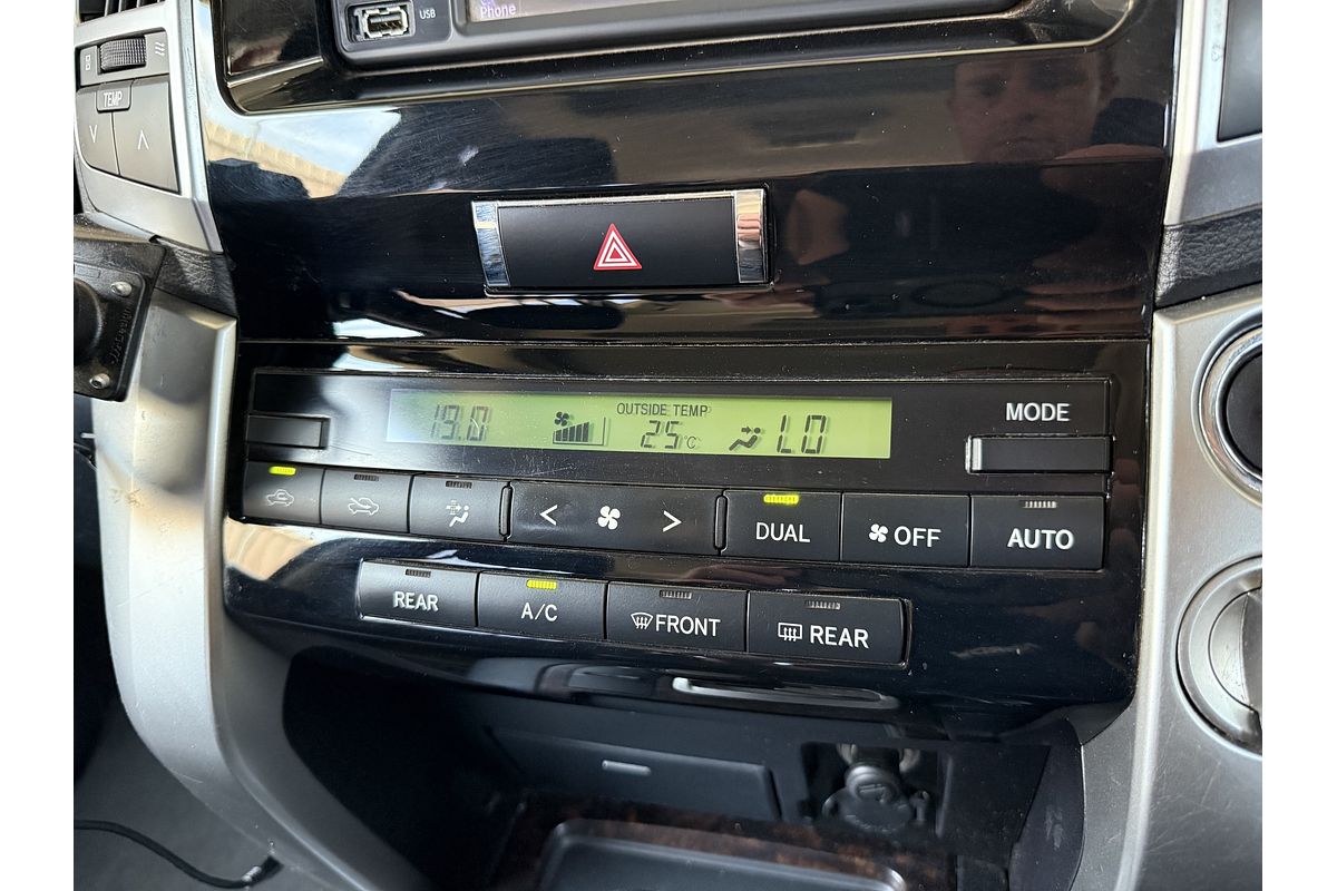 2013 Toyota Landcruiser VX VDJ200R