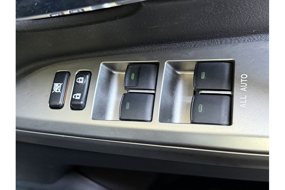 2013 Toyota Landcruiser VX VDJ200R