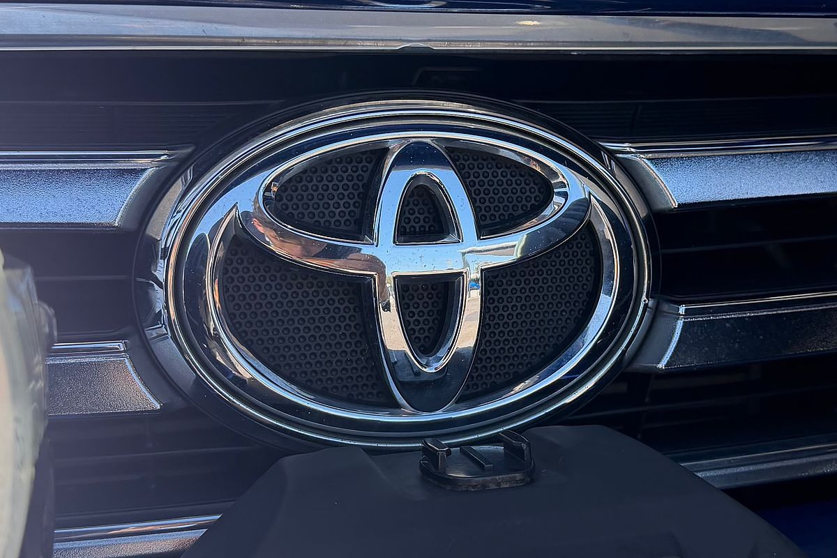 2017 Toyota Hilux SR5 GUN126R 4X4