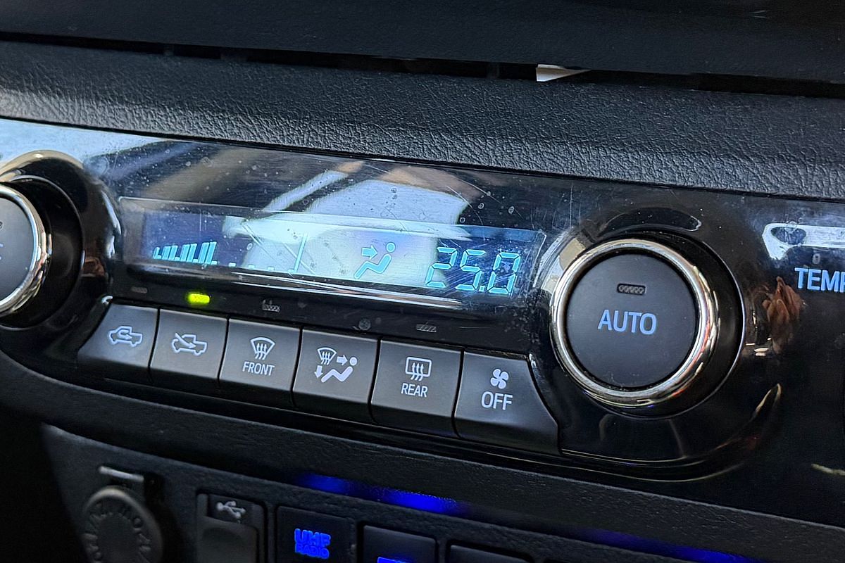 2017 Toyota Hilux SR5 GUN126R 4X4