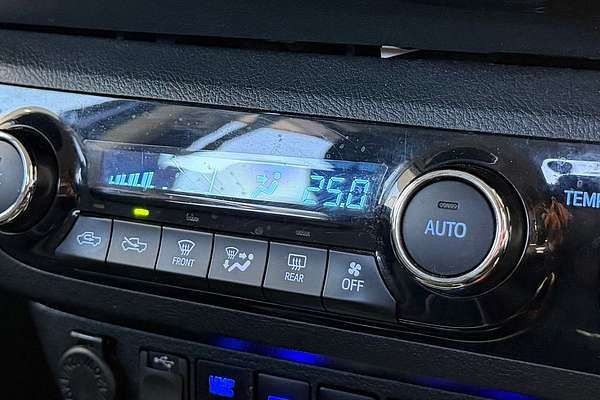 2017 Toyota Hilux SR5 GUN126R 4X4