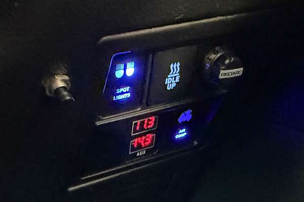 2017 Toyota Hilux SR5 GUN126R 4X4