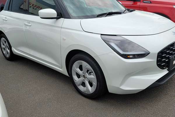 2024 Suzuki Swift Hybrid Plus UZ