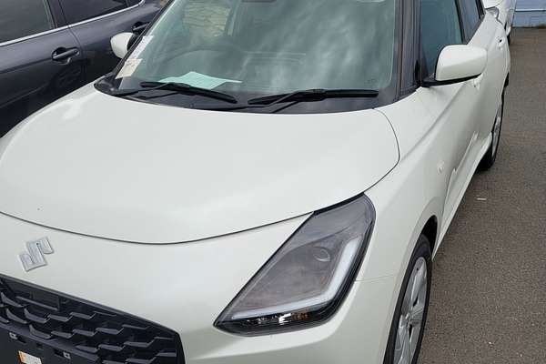 2024 Suzuki Swift Hybrid Plus UZ