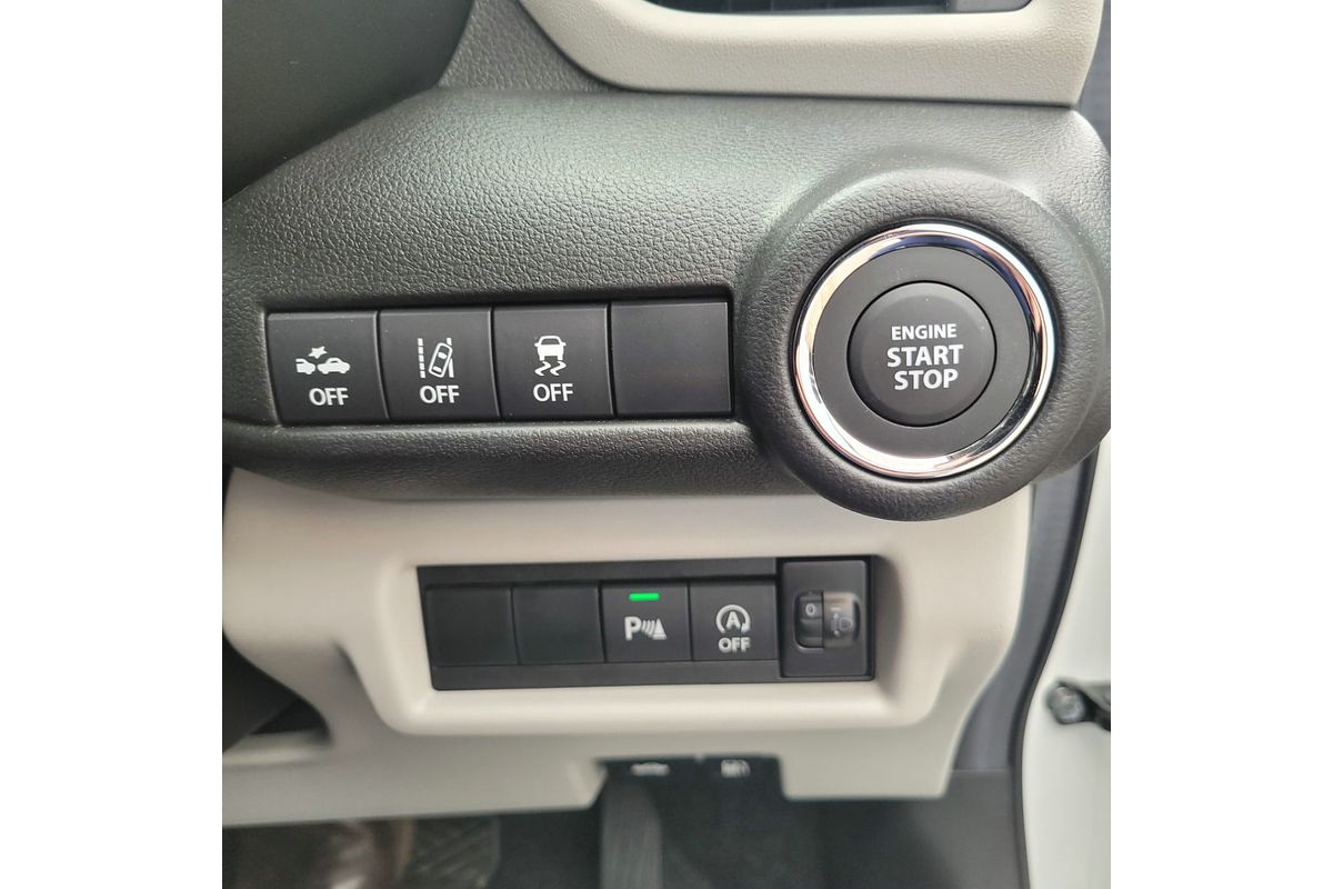 2024 Suzuki Swift Hybrid Plus UZ