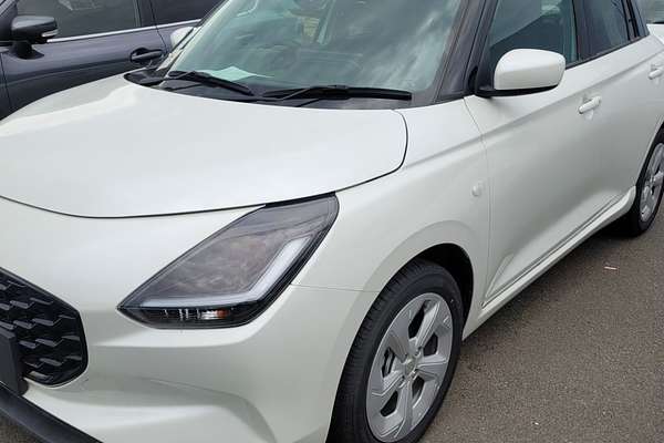 2024 Suzuki Swift Hybrid Plus UZ