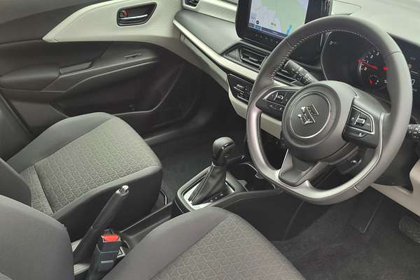 2024 Suzuki Swift Hybrid Plus UZ