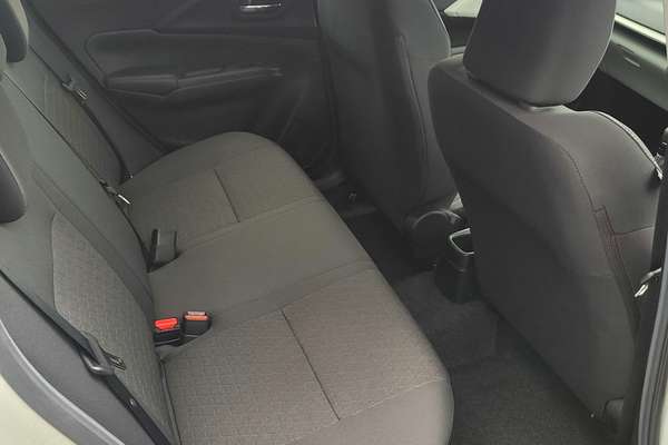 2024 Suzuki Swift Hybrid Plus UZ