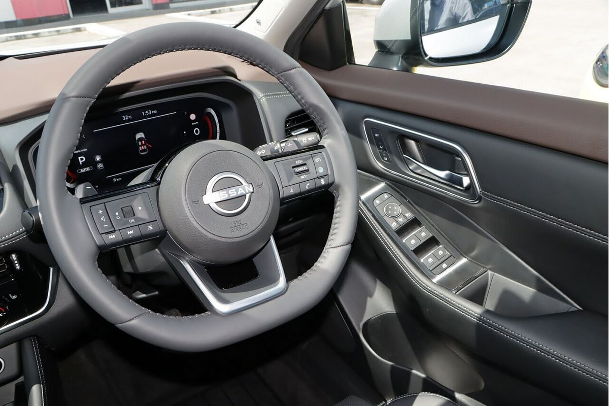 2025 Nissan X-TRAIL Ti-L T33