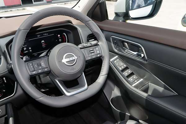 2025 Nissan X-TRAIL Ti-L T33