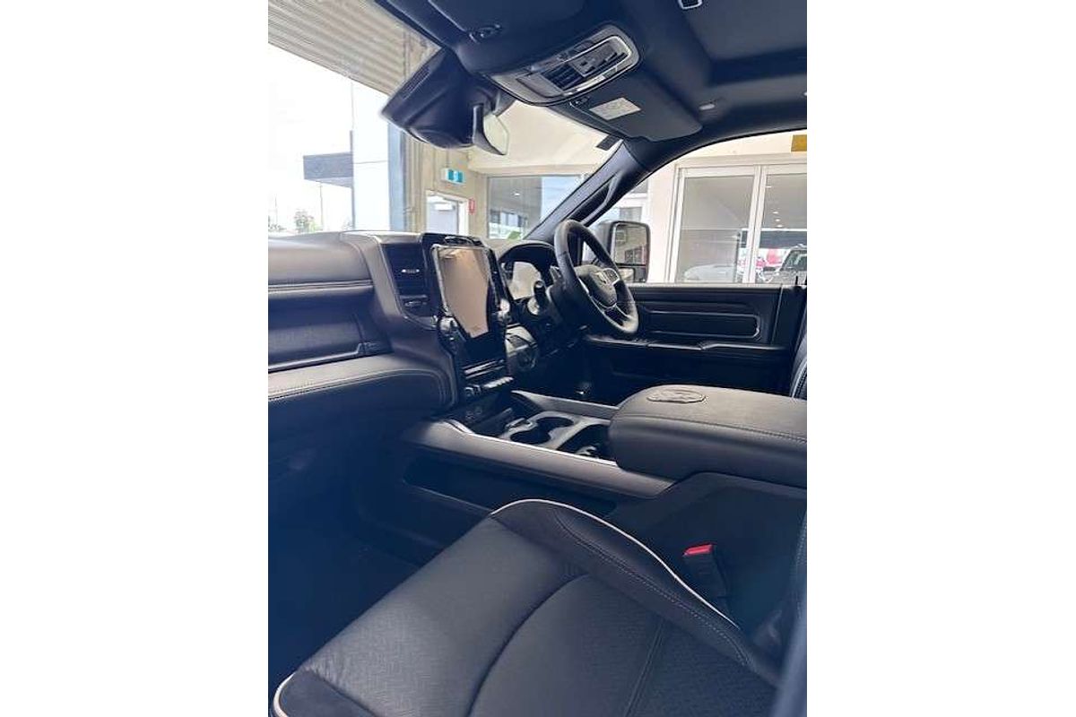 2025 RAM 2500 Laramie DJ 4X4