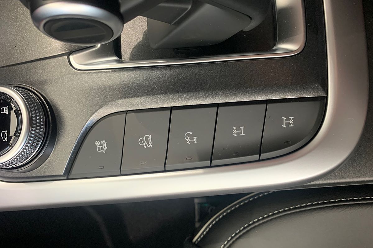 2025 GWM Tank 300 Ultra P01