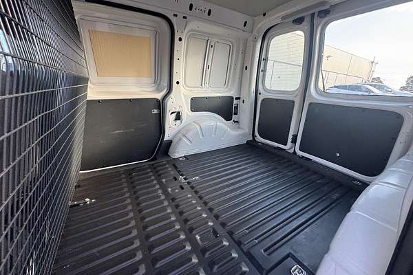 2017 Volkswagen Caddy TSI220 2KN SWB