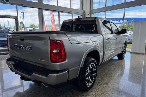 2025 RAM 1500 Laramie Sport Hurricane SO RamBox DT 4X4 SWB