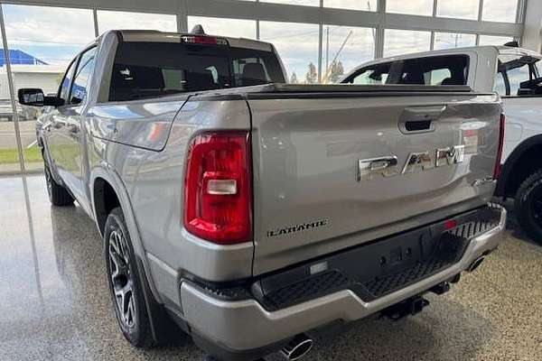 2025 RAM 1500 Laramie Sport Hurricane SO RamBox DT 4X4 SWB