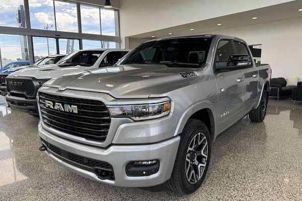 2025 RAM 1500 Laramie Sport Hurricane SO RamBox DT 4X4 SWB