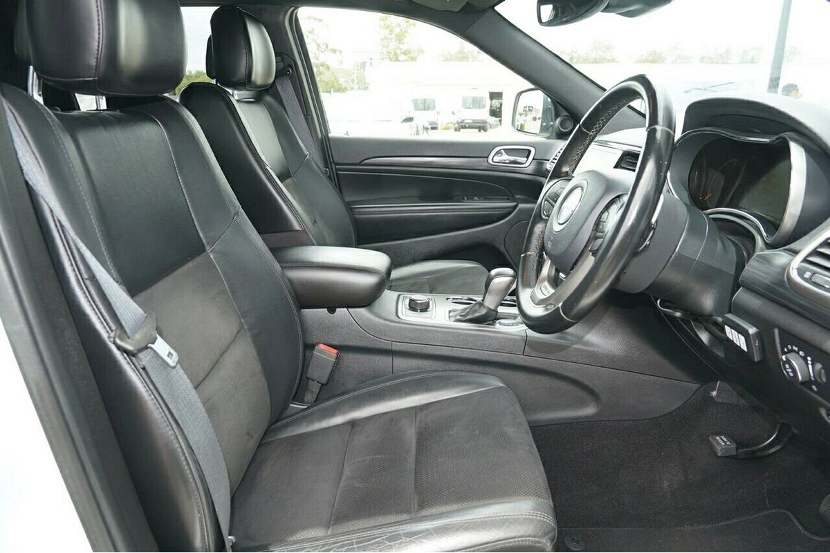 2020 Jeep Grand Cherokee Night Eagle WK