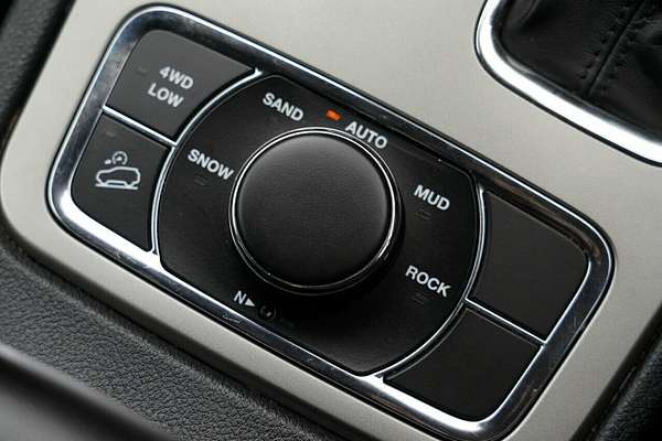 2020 Jeep Grand Cherokee Night Eagle WK