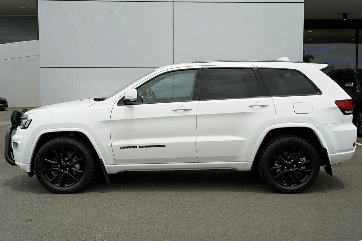 2020 Jeep Grand Cherokee Night Eagle WK