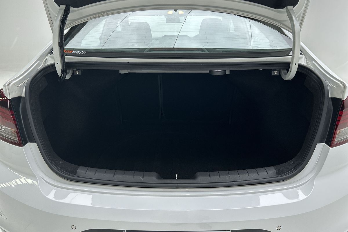 2019 Hyundai Elantra Sport AD.2