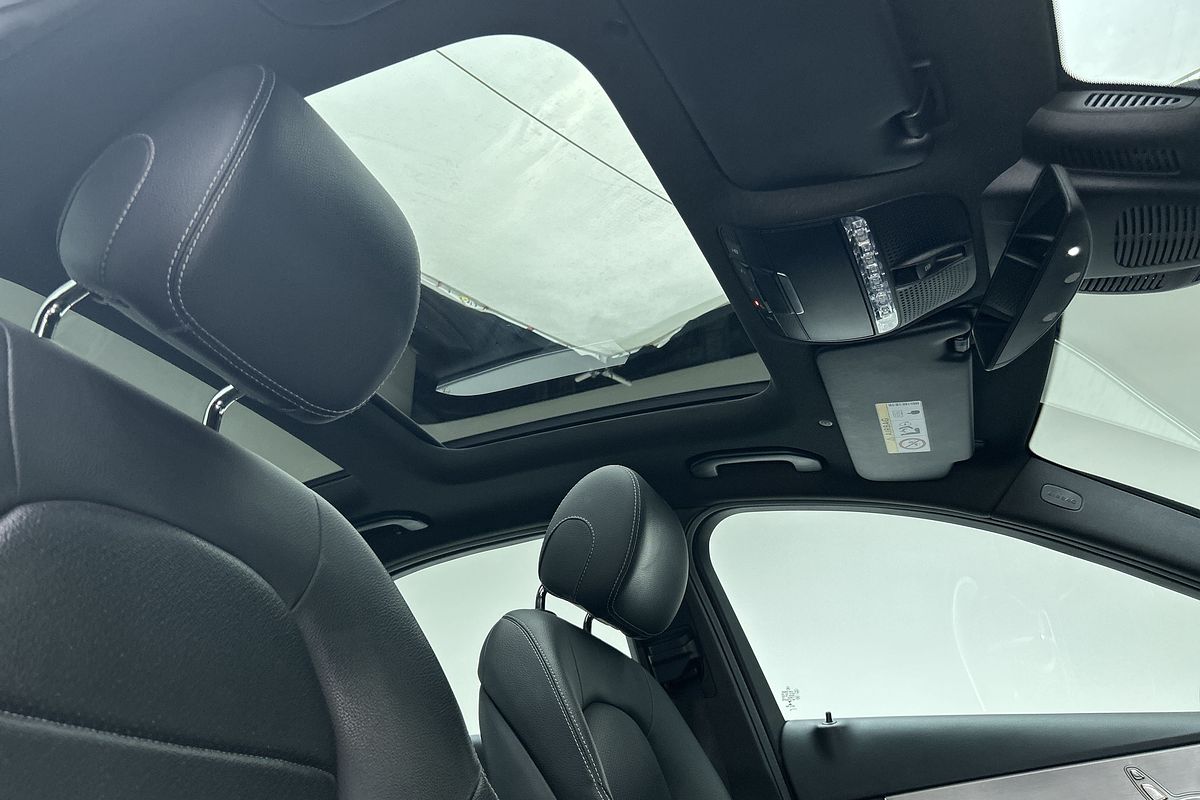 2018 Mercedes-Benz C-Class C200 W205