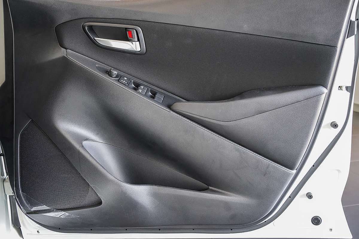 2025 Mazda 2 G15 Evolve DJ Series