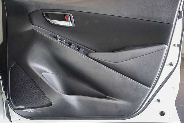 2025 Mazda 2 G15 Evolve DJ Series