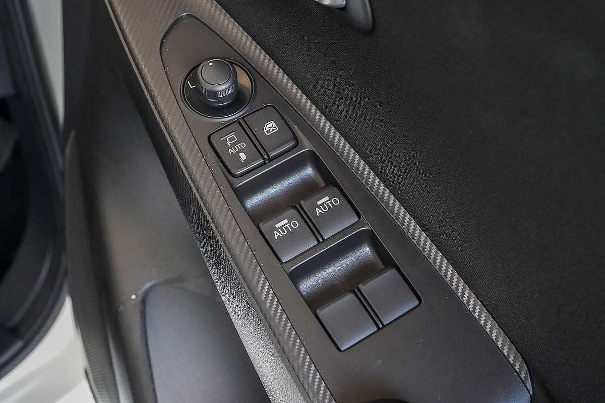 2025 Mazda 2 G15 Evolve DJ Series