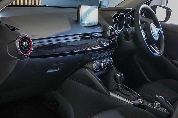 2025 Mazda 2 G15 Evolve DJ Series