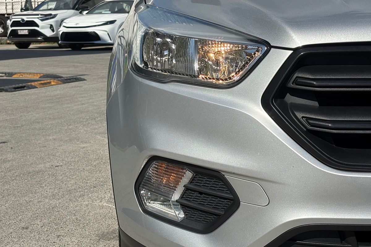 2017 Ford Escape ESCAPE AMBIENTE (FWD) M9MA