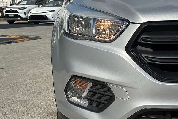 2017 Ford Escape ESCAPE AMBIENTE (FWD) M9MA