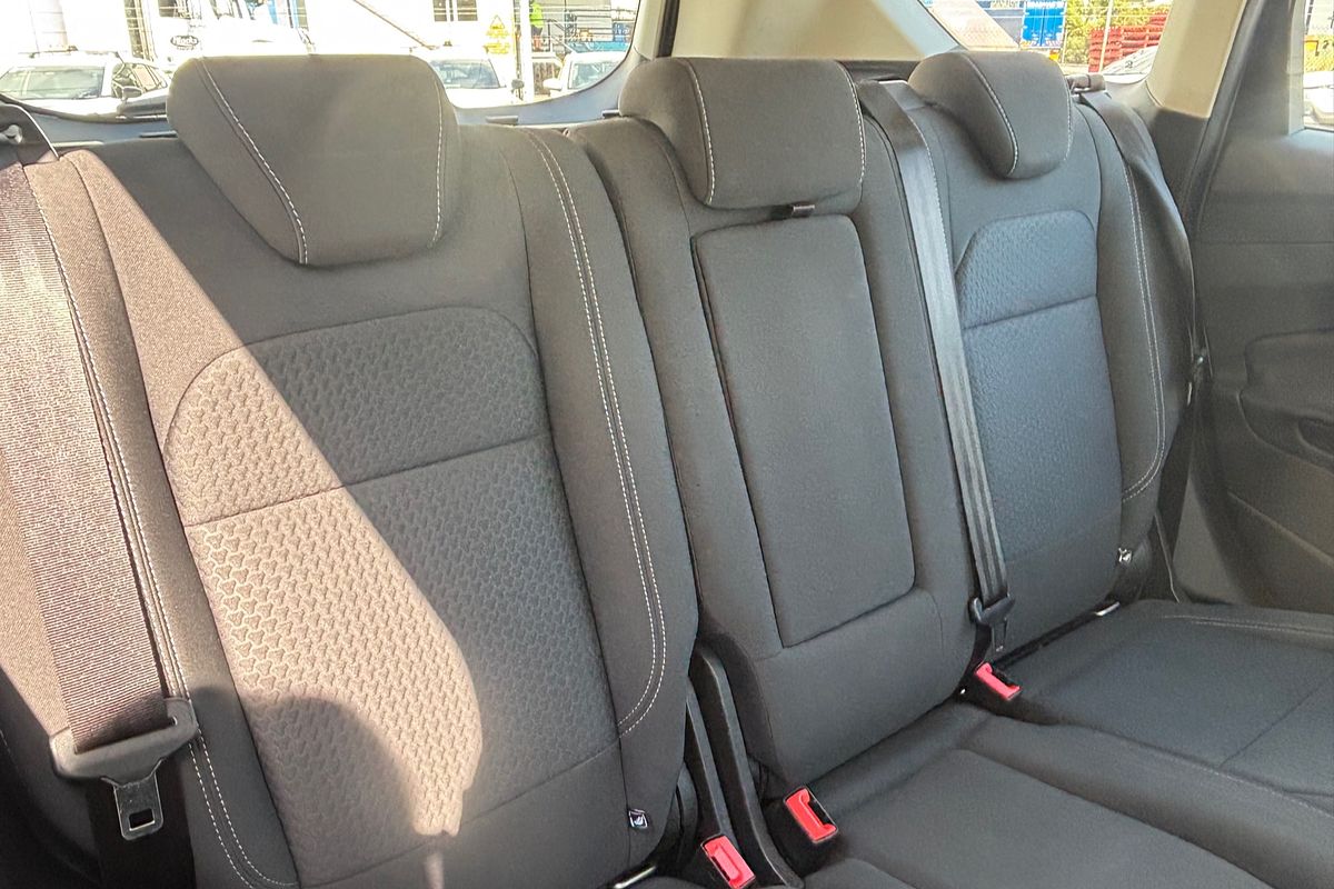 2017 Ford Escape ESCAPE AMBIENTE (FWD) M9MA