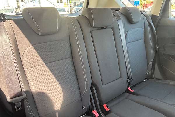 2017 Ford Escape ESCAPE AMBIENTE (FWD) M9MA