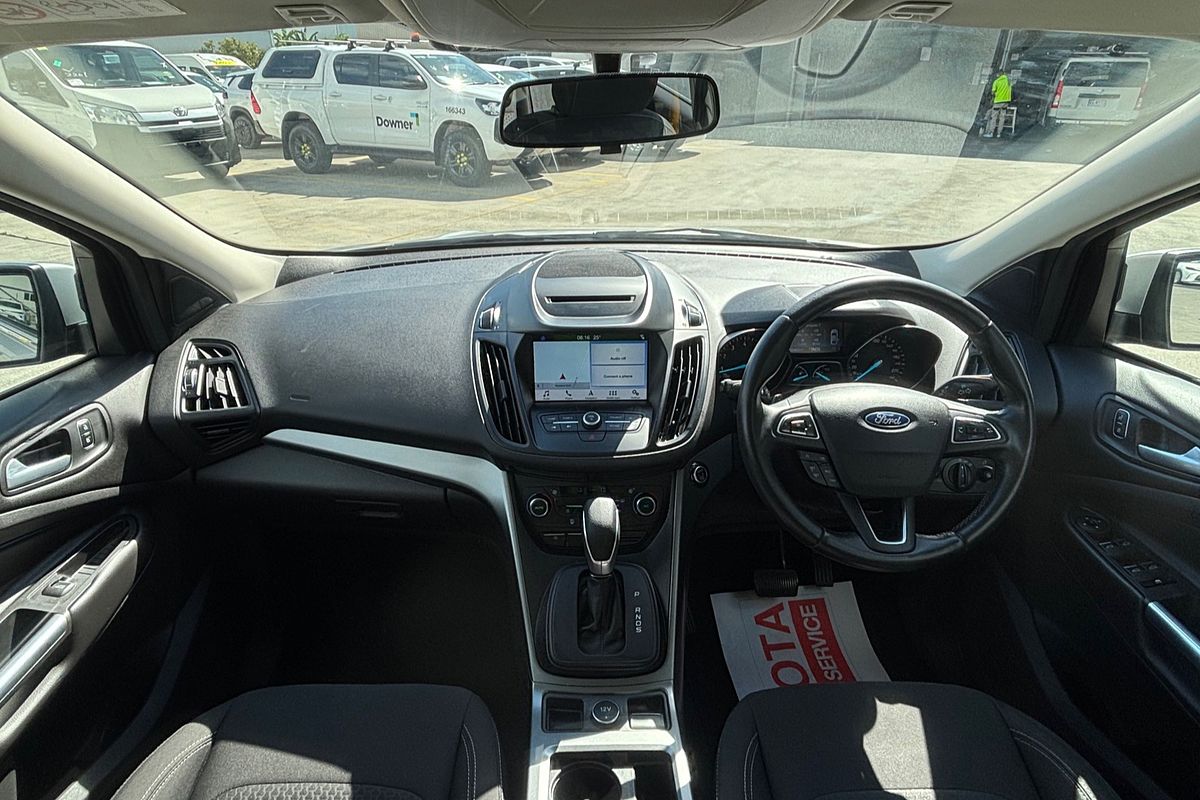 2017 Ford Escape ESCAPE AMBIENTE (FWD) M9MA