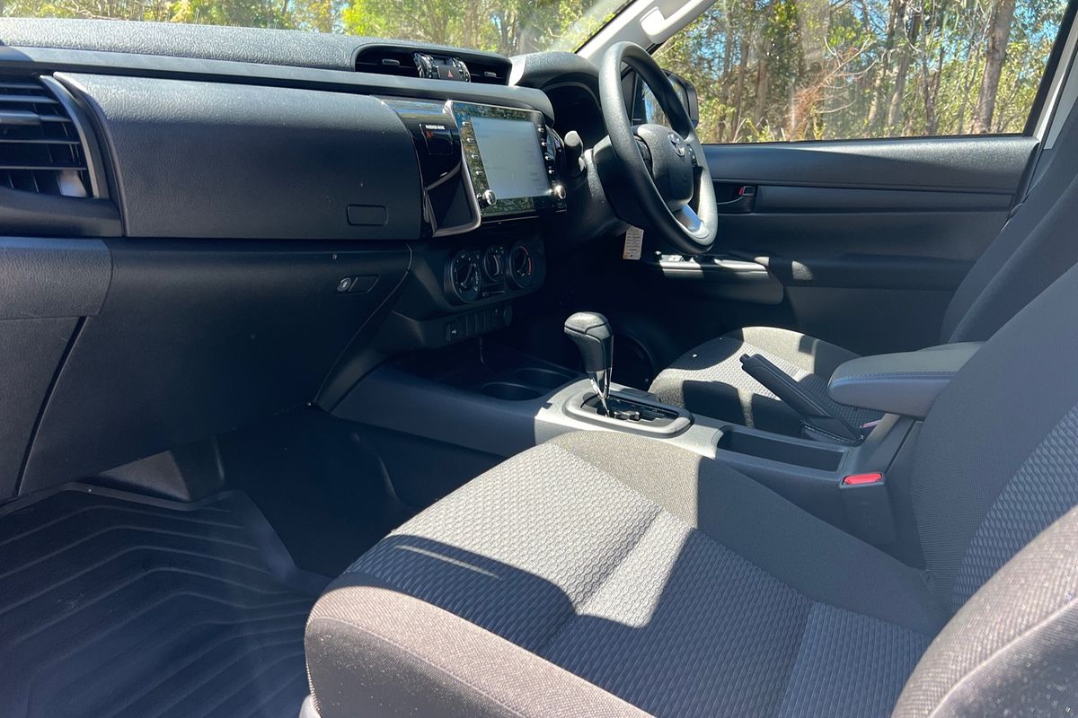 2025 Toyota Hilux Workmate TGN121R Rear Wheel Drive